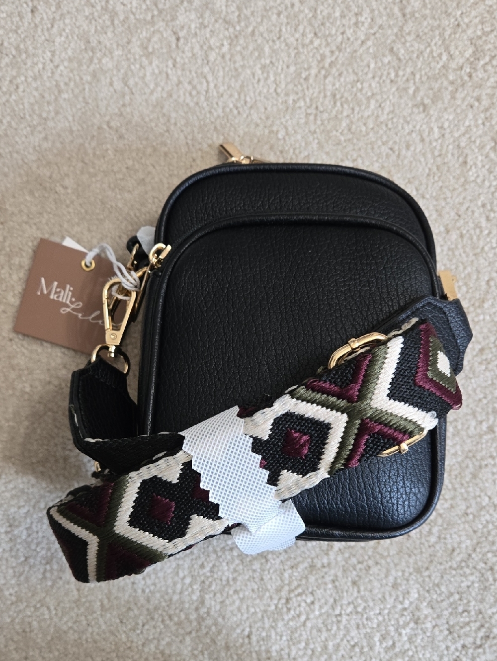 NWT Mali +Lili Black Crossbody Bag with Patterned Strap, Plain Strap & Dust Bag
